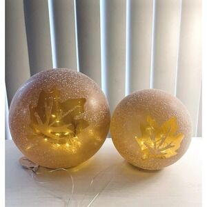 Home Essentials Harvest Large Leaf‎ LED Globe in Rust/Copper Set Of 2